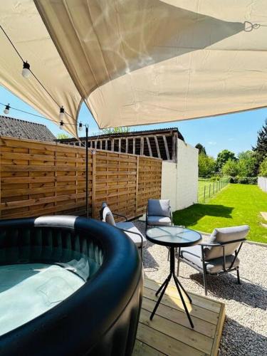 Loeuilly House | La petite maison