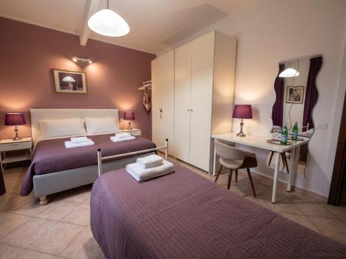 Vercurago Bed & Breakfast | La Piazza B&B