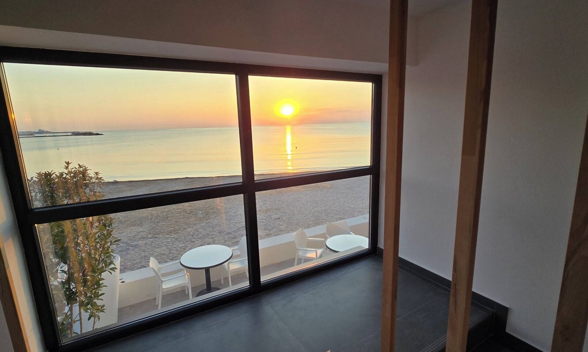 Mangalia Bed & Breakfast | La Plage Boutique