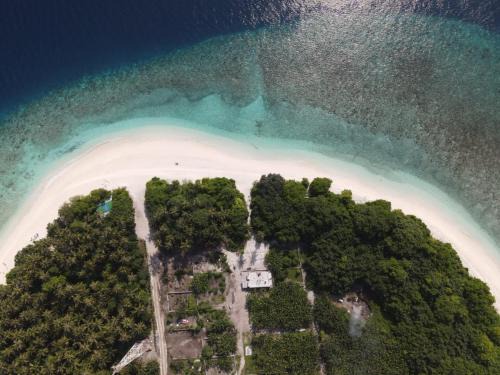 Kamadhoo Hotel | La Plage Maldives