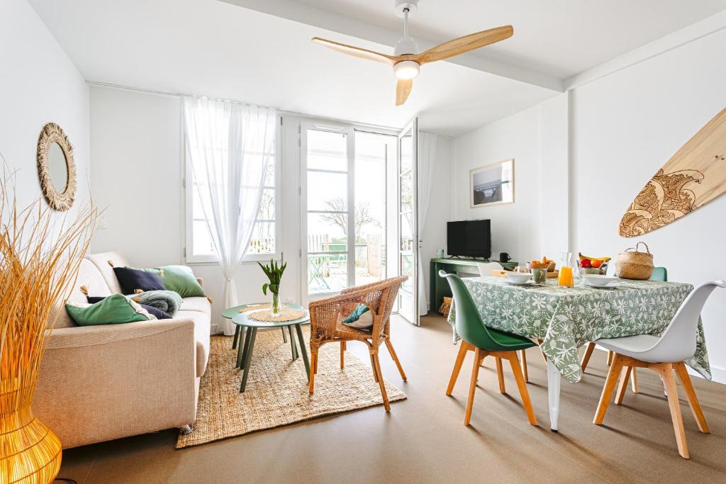 Rivedoux-Plage Apartment | La Plage, Rivedoux Beach House