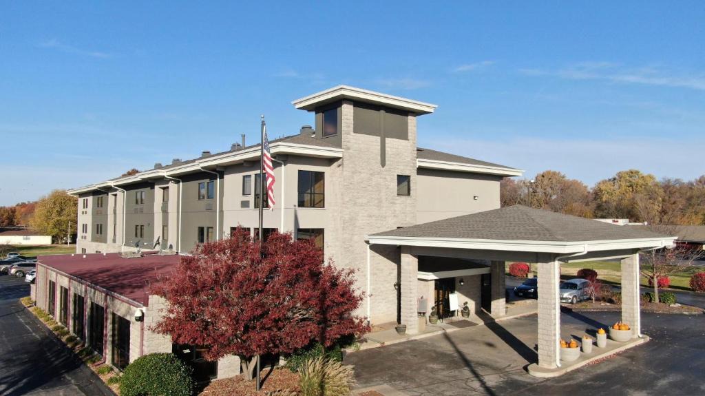 Springfield Hotel | La Quinta by Wyndham Springfield South
