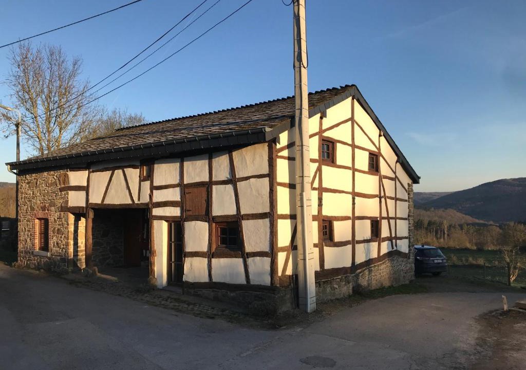 Stoumont House | La Source de Chession