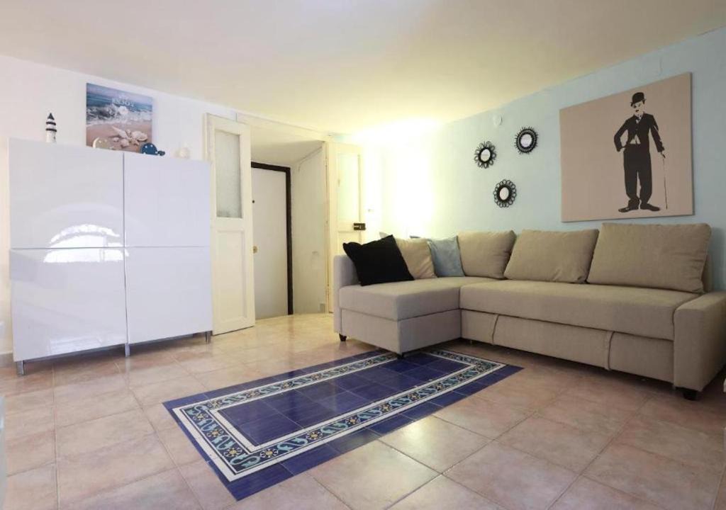 Rione Duomo Apartment | La Tata home