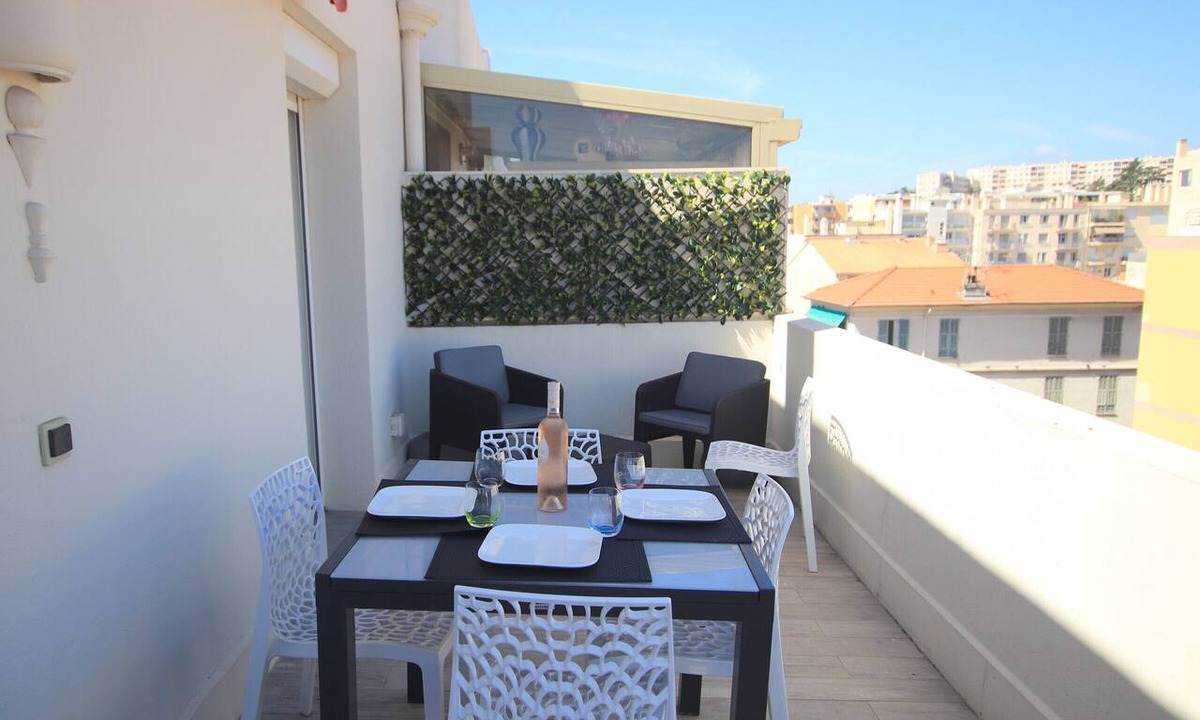 La Californie Apartment | La terrasse de Carras