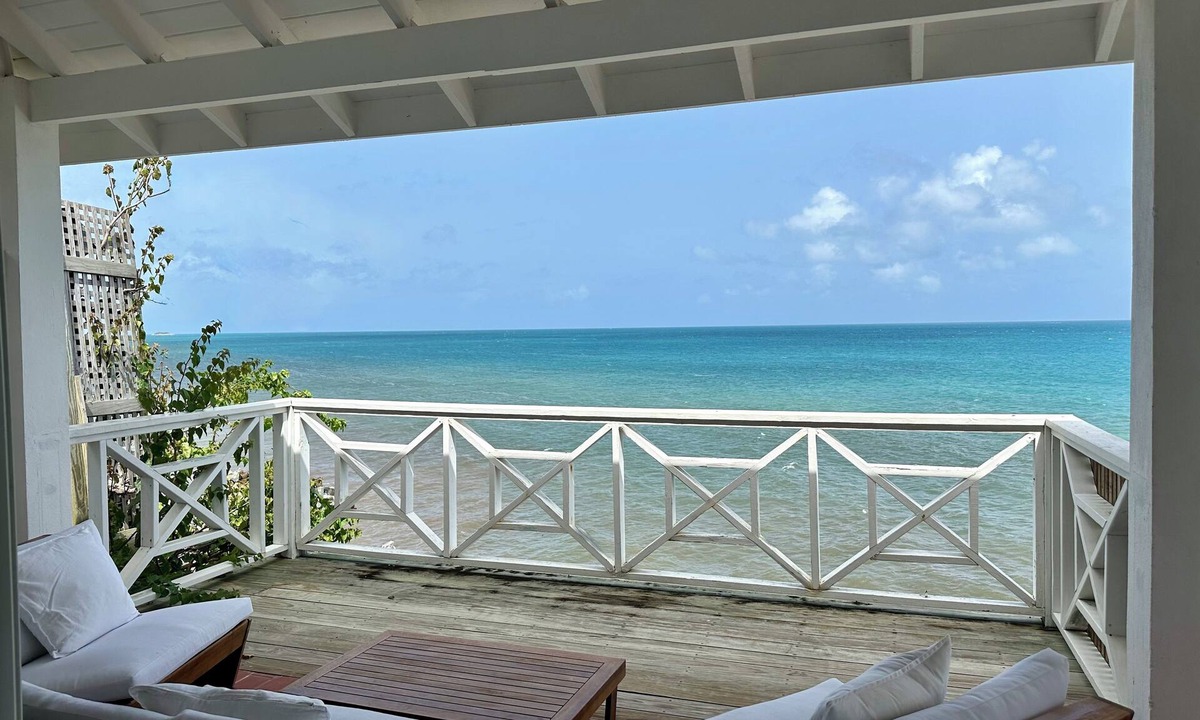 Dickenson Bay Condo | LA TERRAZZA