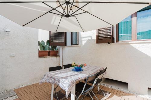 Partanna House | La Vanedda