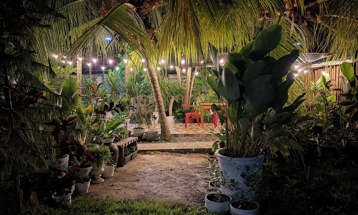 Samal Hostel | La Vida Hostel