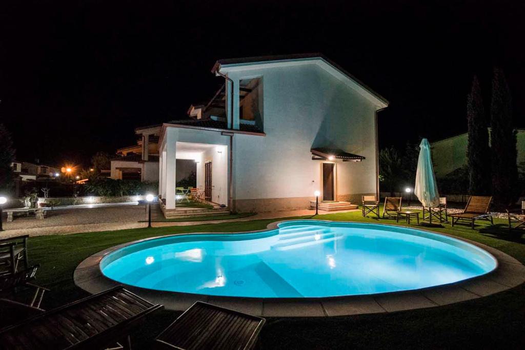 Crotone Villa | La Villa Exclusive B&B