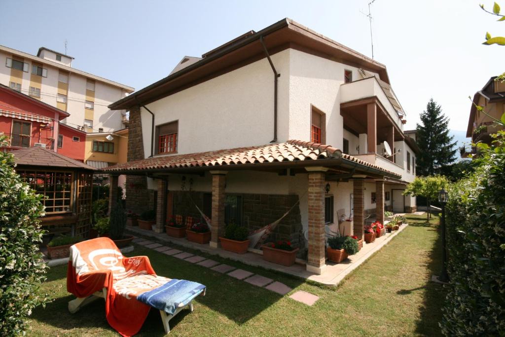 Pratola Peligna Bed & Breakfast | La Villa