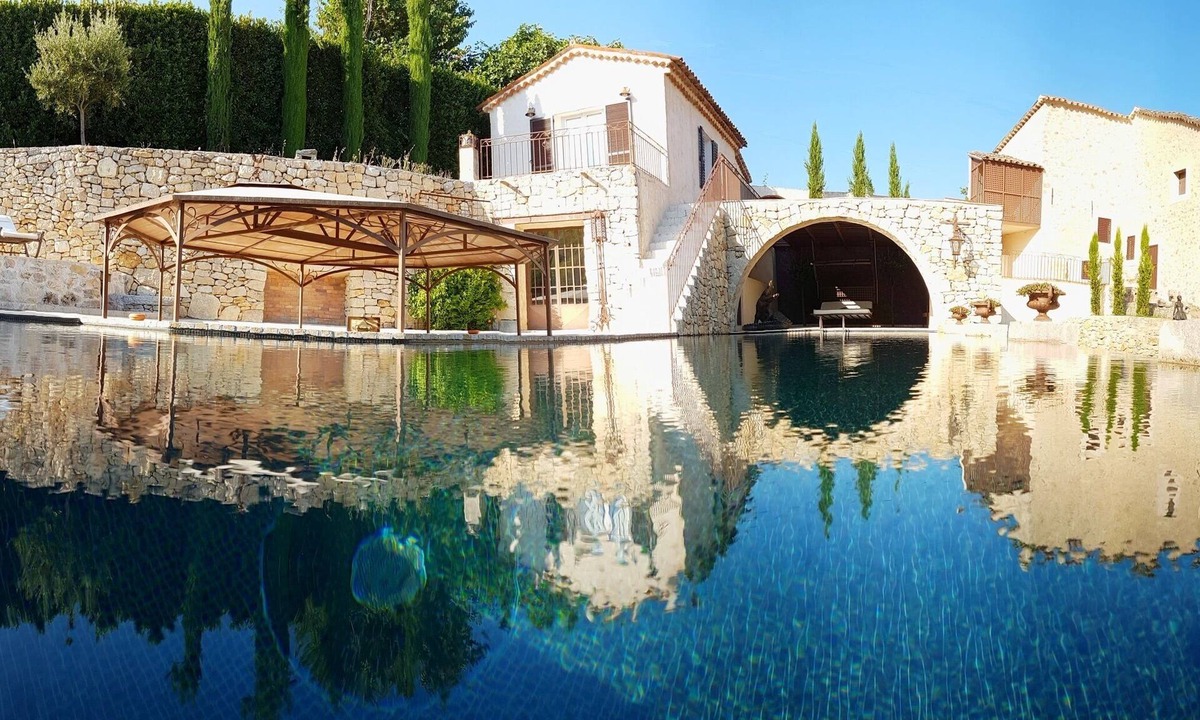 Grasse Villa | La Vin Suda : a real Paradise, guest house and pool in an amazing place