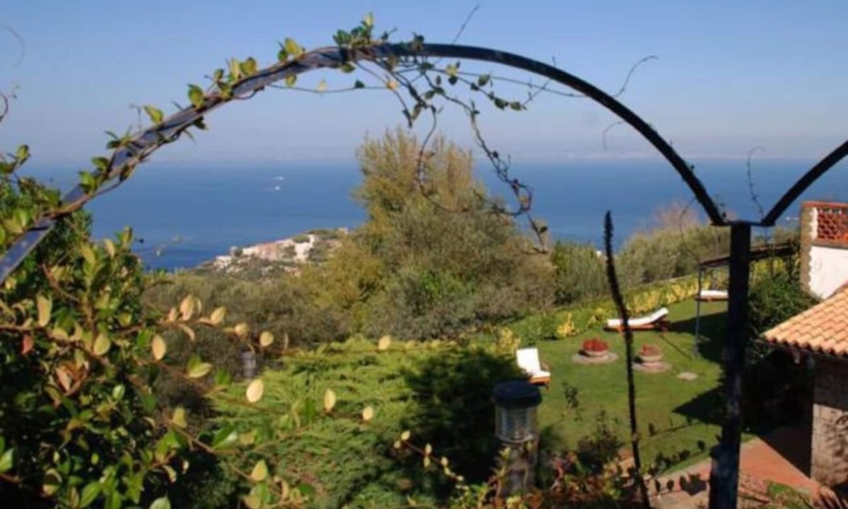 Schiazzano House | La Violetta Wonderful Villa in the heart of the Sorrento Coast