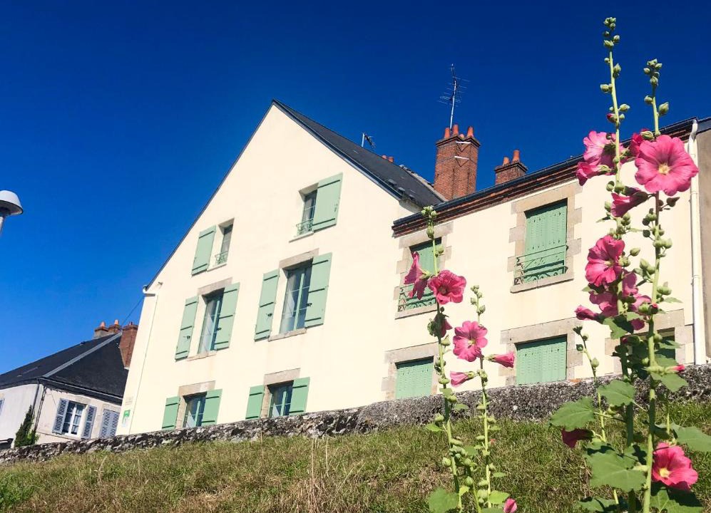 Saint-Denis-de-l'Hotel House | LA VUE LOIRE Maison