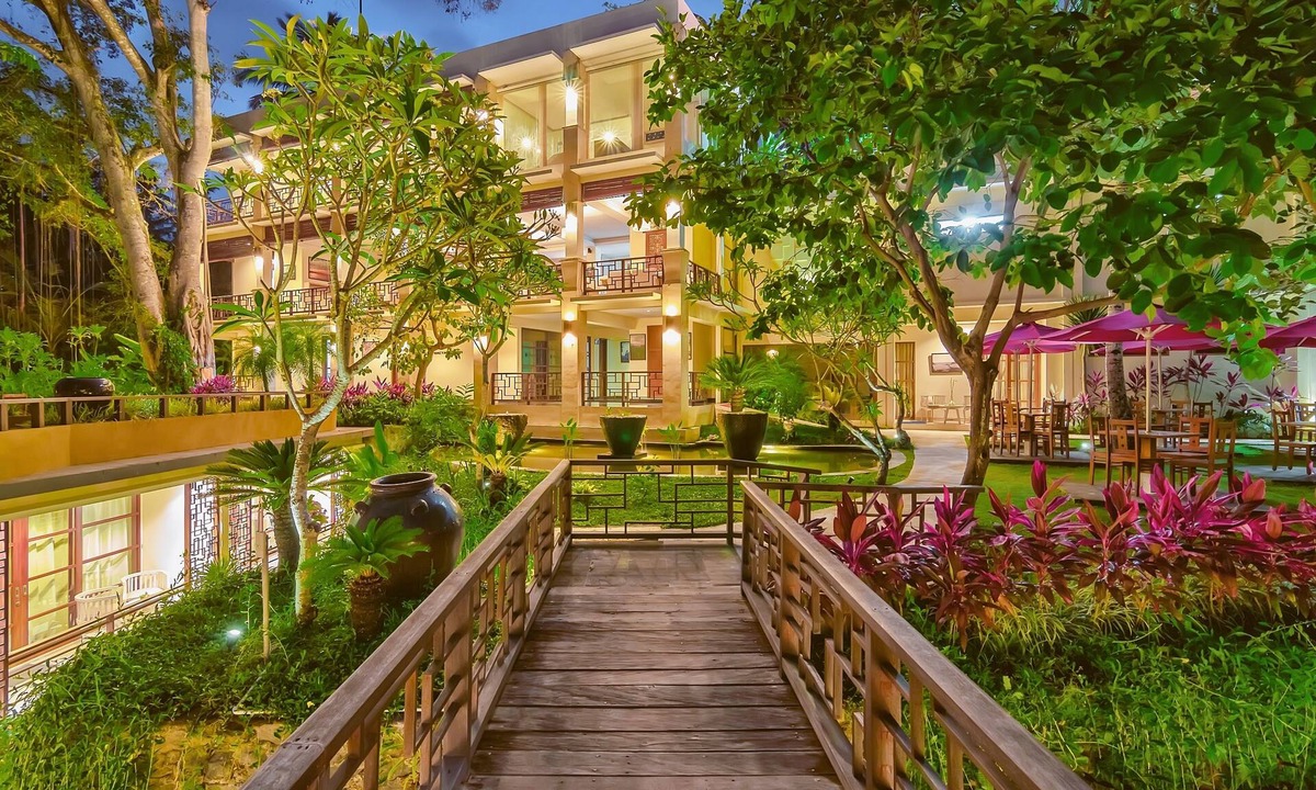 Singakerta Hotel | Labak River Hotel by EPS
