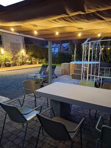 Bouillon House | Label Semois Gite rural bain nordique parking privé