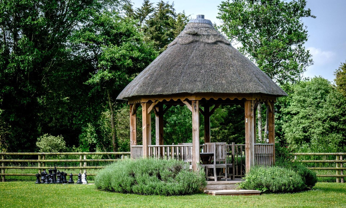 Bridgwater Cottage | Ladybird
