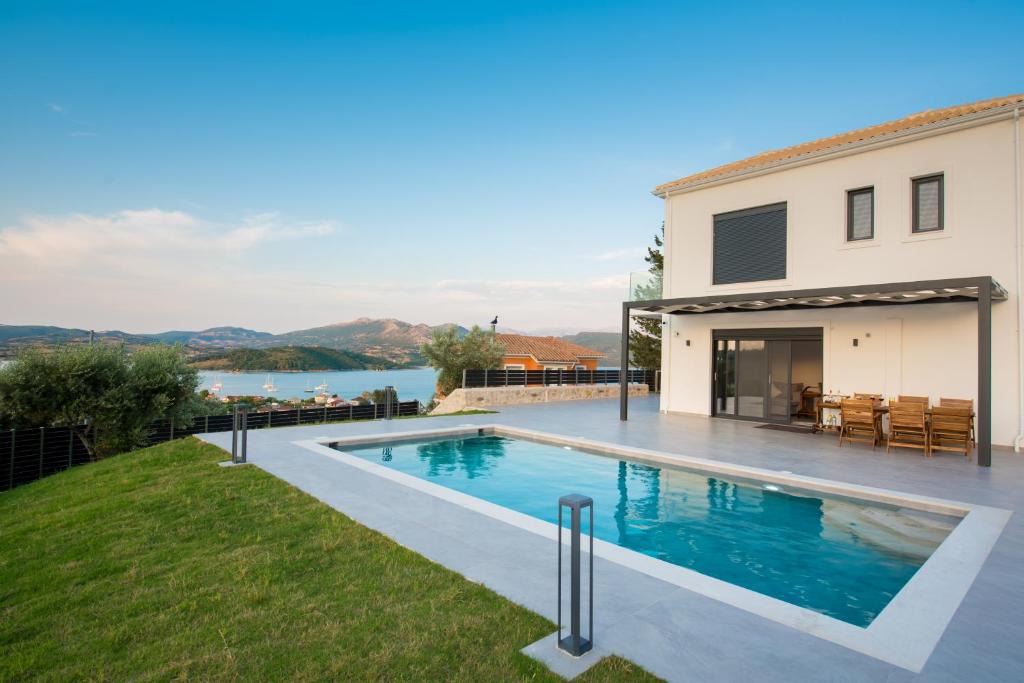 Lygia Villa | Laertis Villa