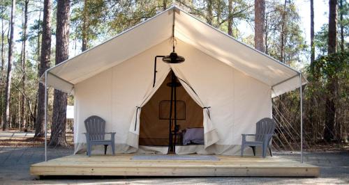 Cordele Other | Lake Blackshear Glamping Retreat: Cozy Safari Tent in Cordele, Georgia