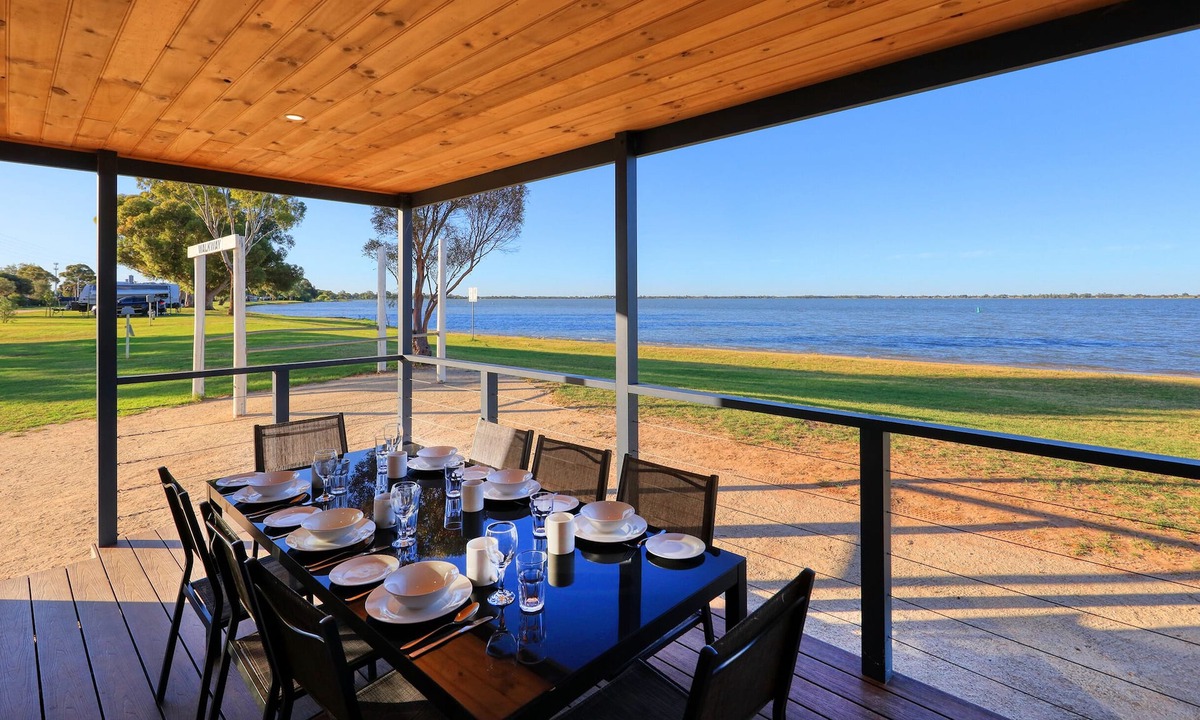 Lake Boga House | Lake Boga Caravan Park