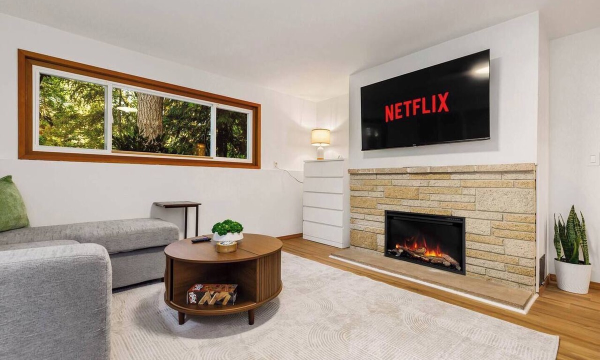 Lake City House | Lake City 2BR | Firepit + EV | Sleeps 4
