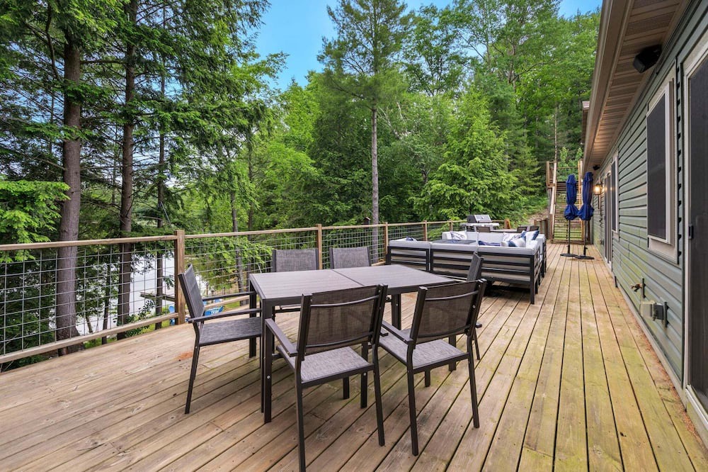 Interlochen House | ✨ Lake Compound | Sauna-Hot Tub-Steam Shower-Cold Plunge