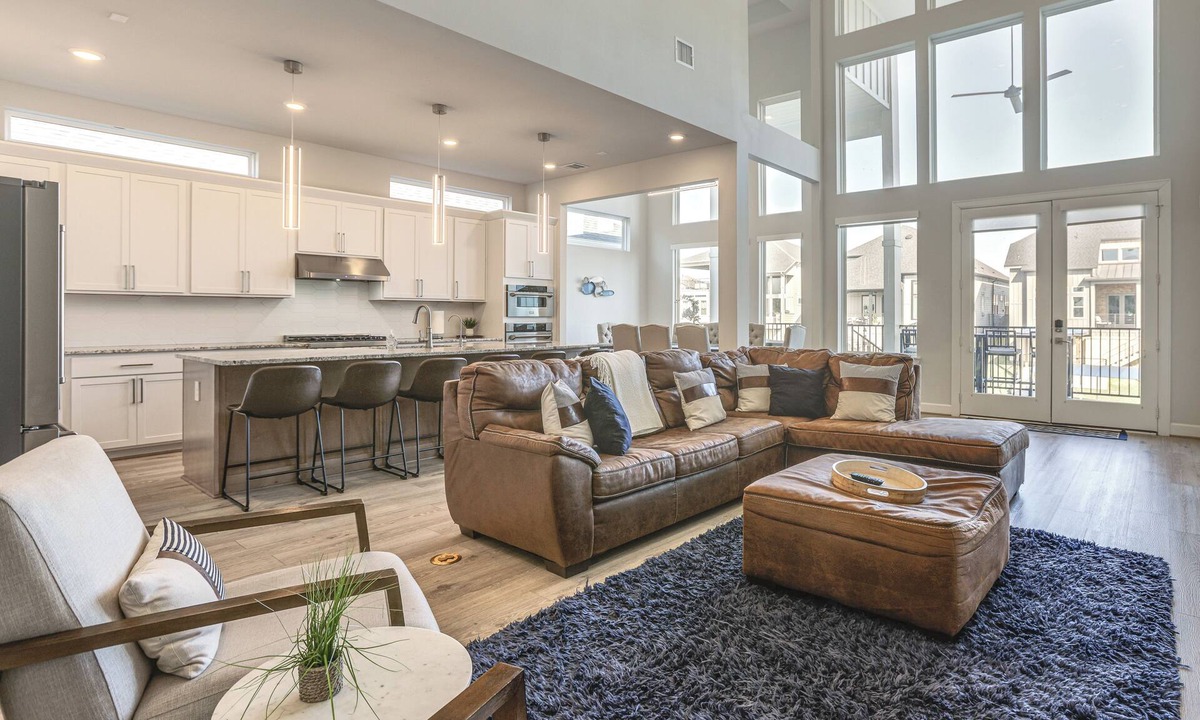 French Quarter House | Lake Conroe Oasis: Chef's Kitchen & Boat Dock