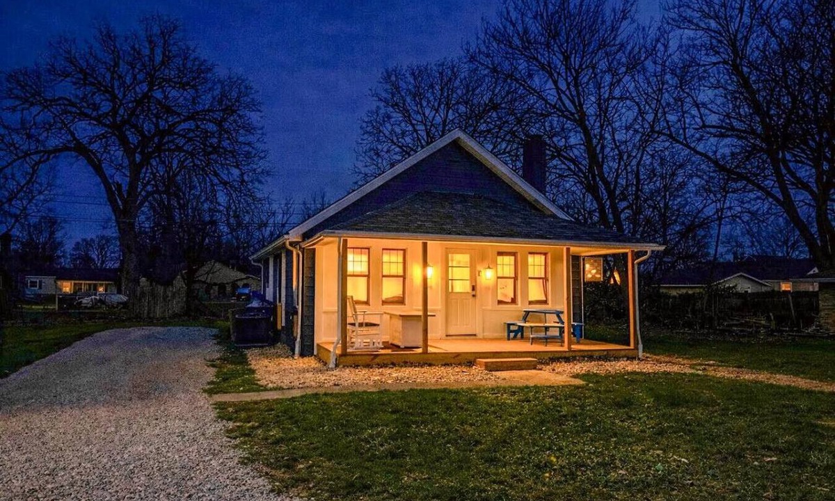 Vermilion Cottage | Lake Erie Shores and Islands Fun - Short Drive to Cedar Point Bliss