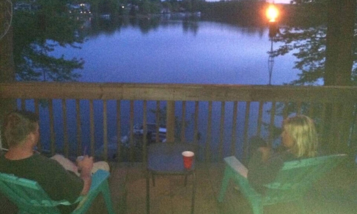 Southwick Cabin | LAKE FRONT ISLAND HIDE-AWAY WITH BOAT DOCK