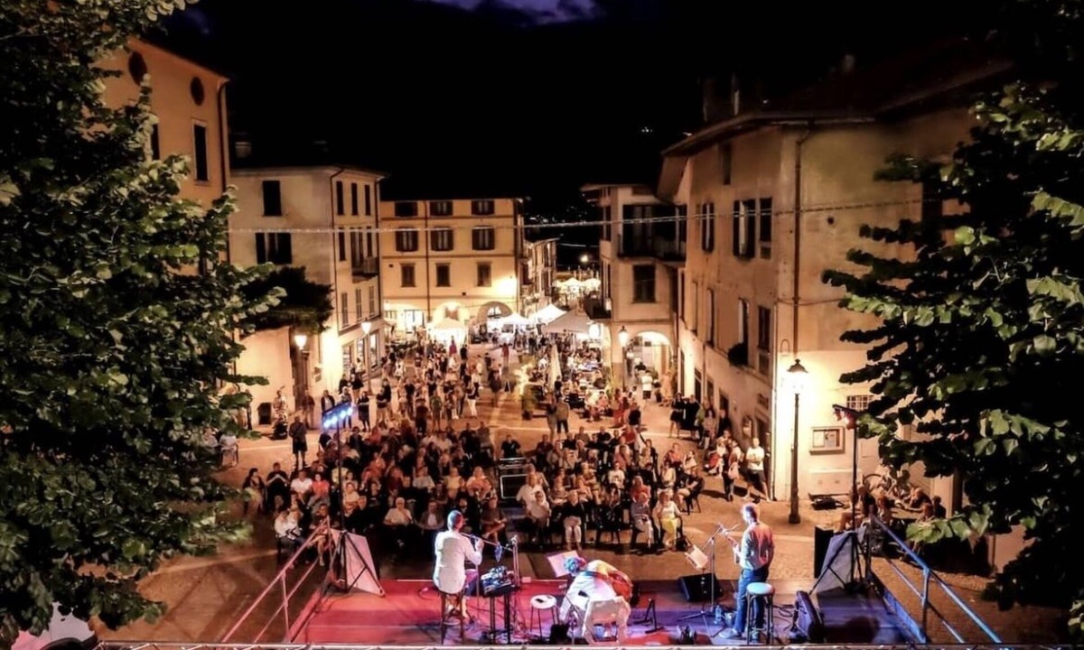Pisogne Apartment | LAKE ISEO - Modern accommodation in the historic center