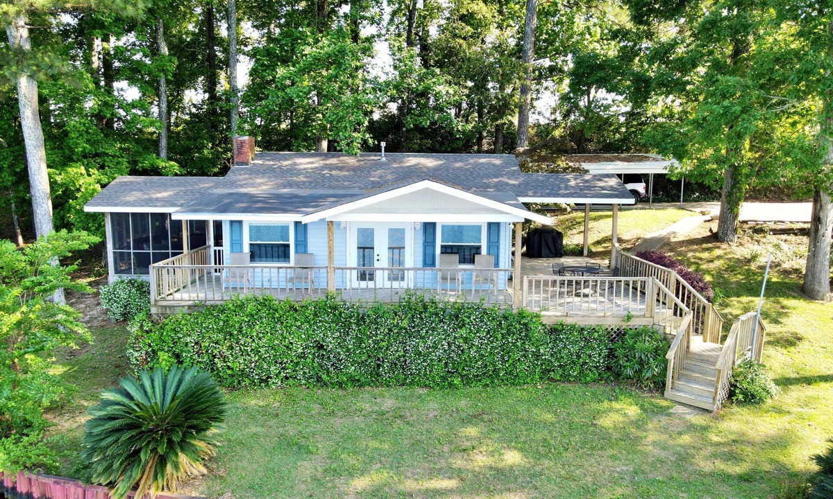 Wetumpka House | Lake Jordan Rental