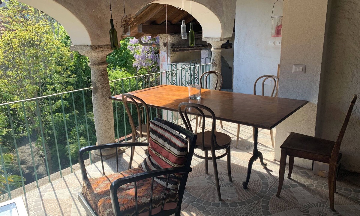 Madonna del Sasso House | Lake Orta: Beautiful & cozy old village house with large loggia & garden