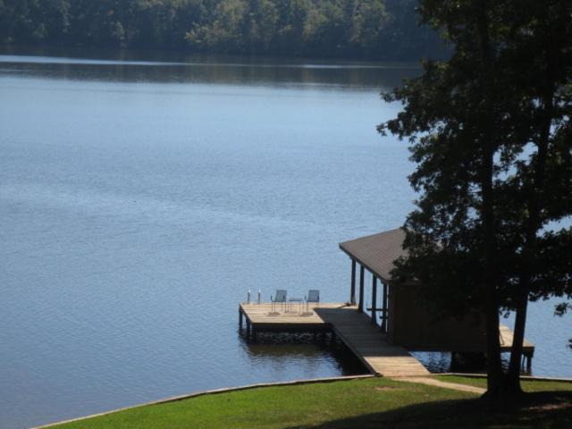 Eatonton House | Lake Sinclair Lake Front 113 Daylight Dreamer Cabin