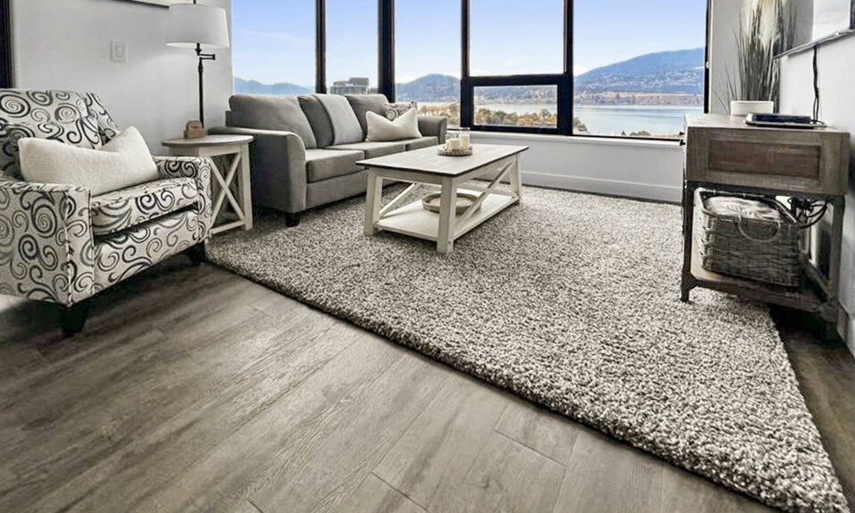 North End Condo | Lake View + Downtown Corner Unit