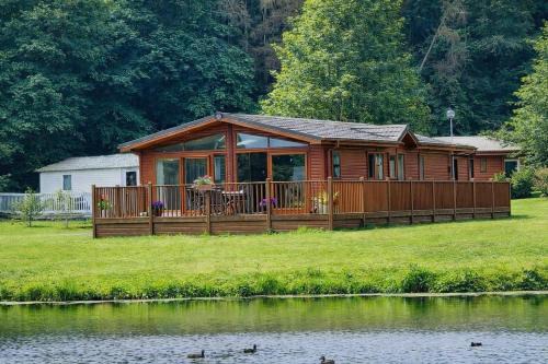 Dunbar Resort | Lake View Lodge