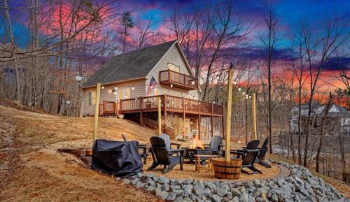 Moneta House | Lakefront 3BR with Dock, Fire Pit, Lawn Games, and Game Room