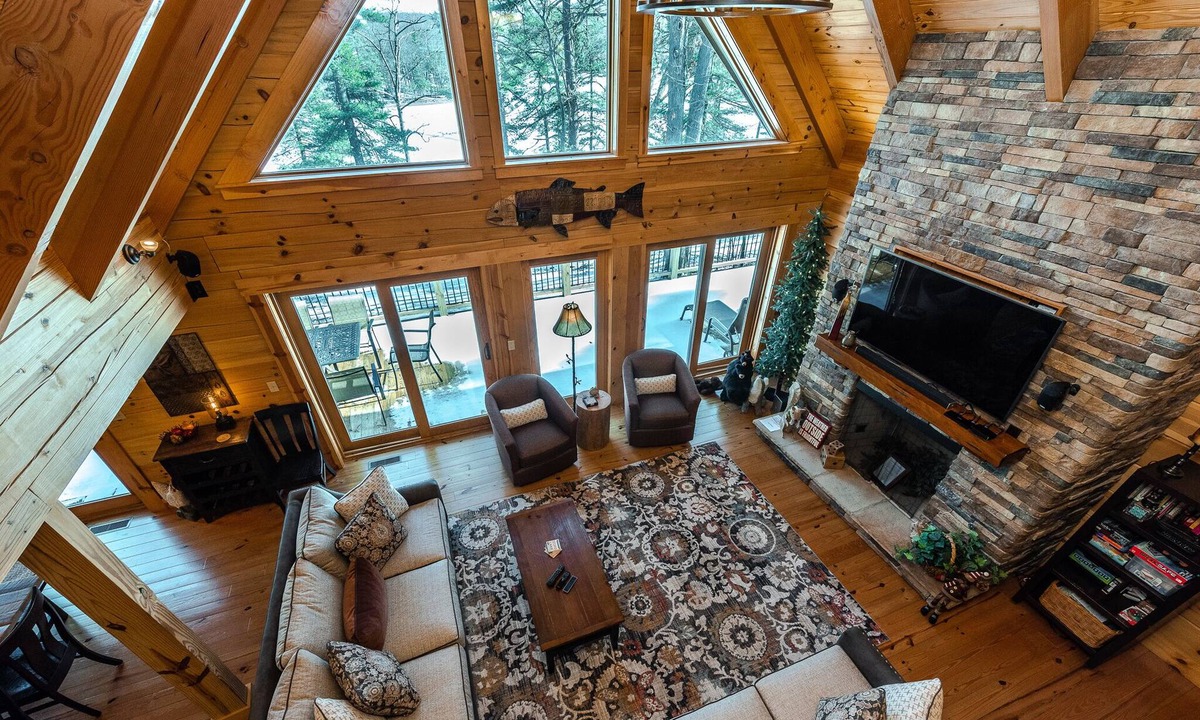 Swanton House | Lakefront Chalet w/Dock, Hot Tub & Fireplace