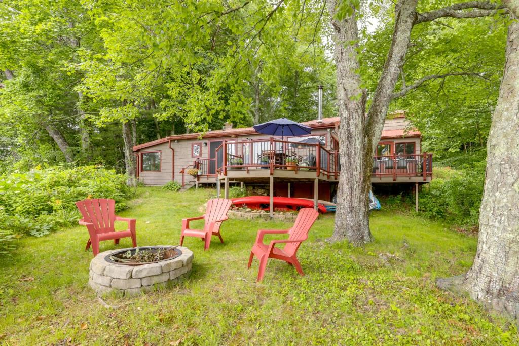 Mansfield Depot House | Lakefront Connecticut Retreat Near UConn