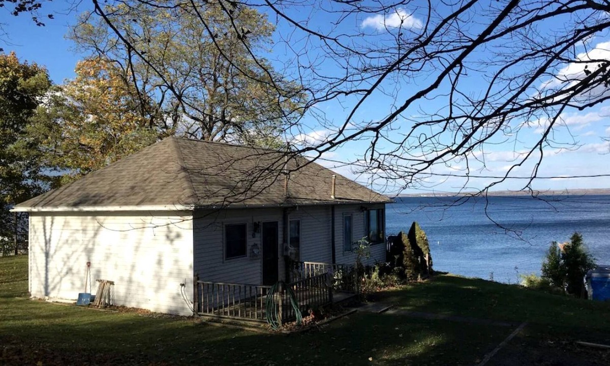 Dresden Cottage | Lakefront Cottage with Cozy Interior and Jacuzzi in Dresden, New York