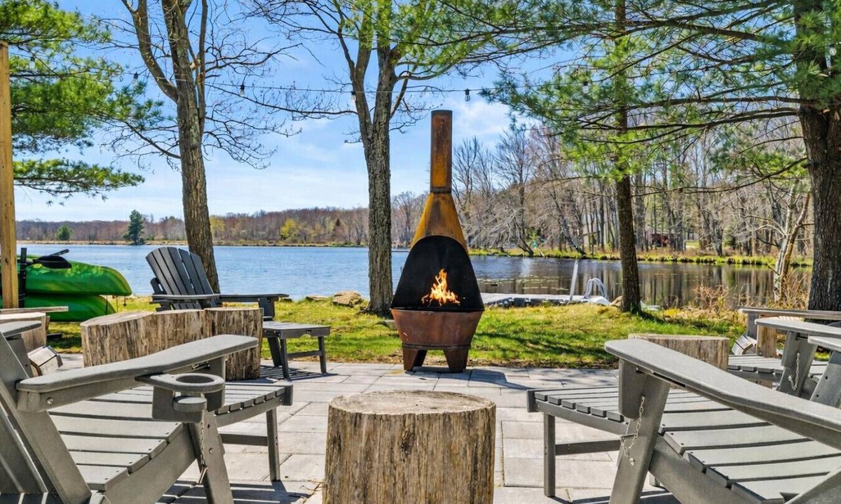 Pocono Summit House | Lakefront | Dock | Hot Tub | Fire Pit | Game Rm
