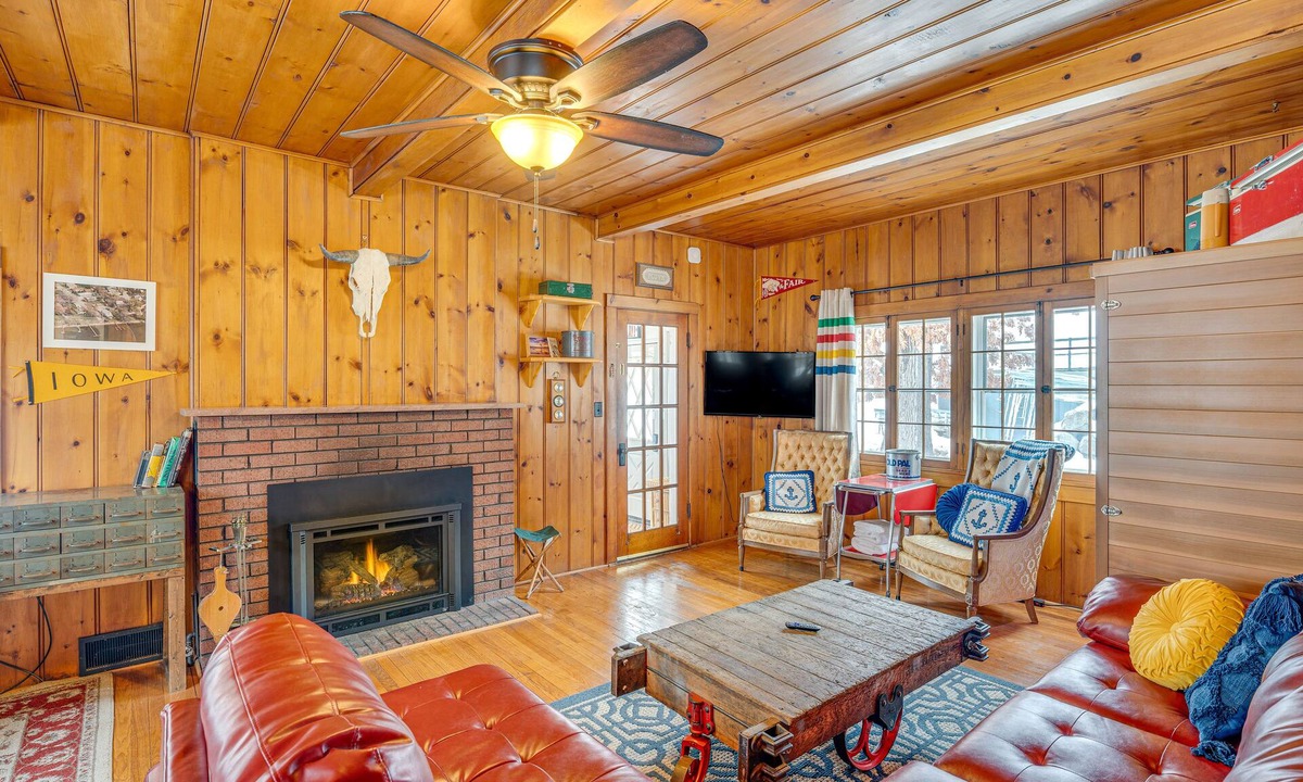 McFarland House | Lakefront Getaway w/ Several Extra Amenities