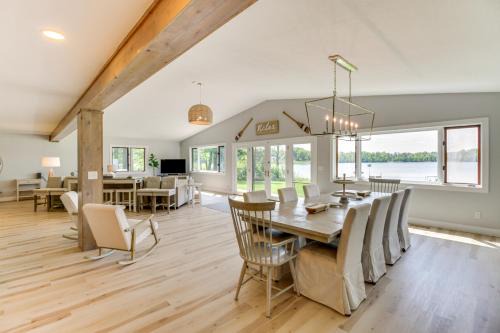 Brainerd House | Lakefront Home on 17 Acres: 9 Mi to Dtwn Brainerd!