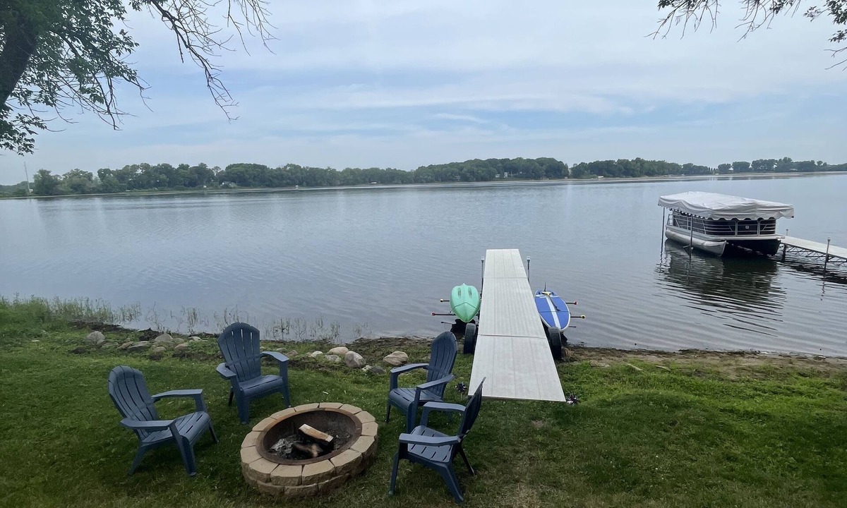 Madison Lake House | Lakefront home on Middle Jefferson! Only one hour away from the Twin Cities!