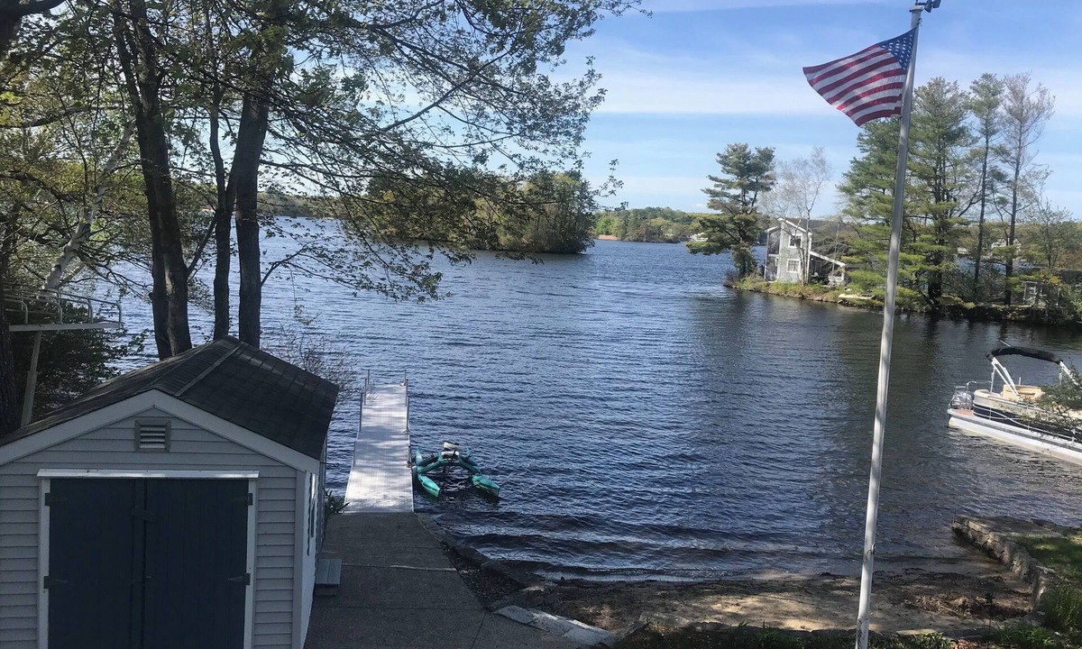 Lake Pearl House | Lakefront Home with A/C just 5 miles to World Cup games at Foxboro.