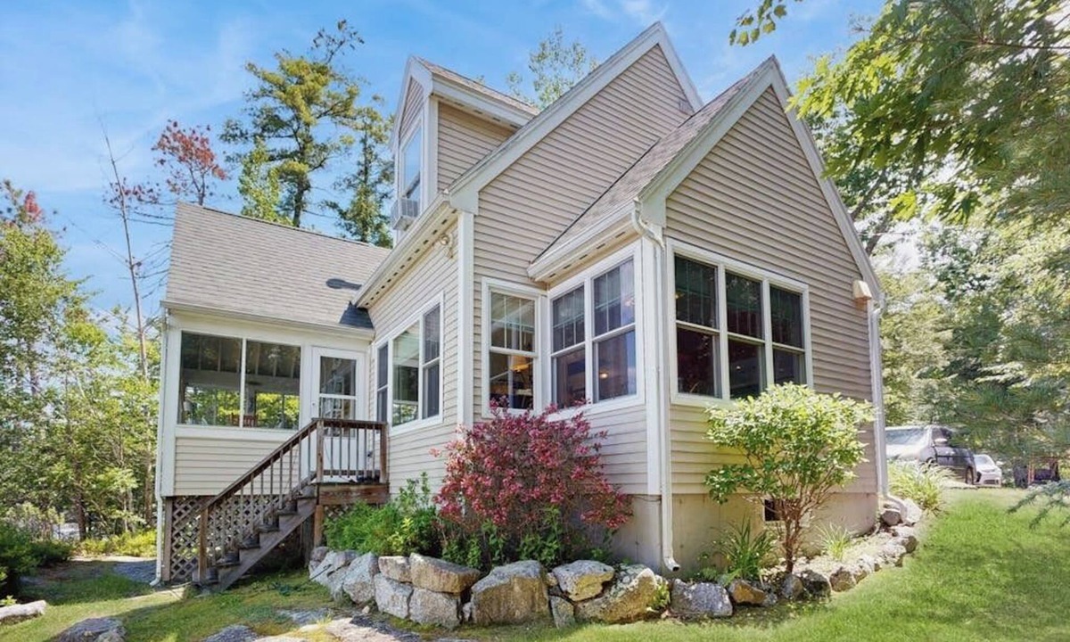 Meredith House | Lakefront house with beautiful & scenic lake views, private dock and kayaks