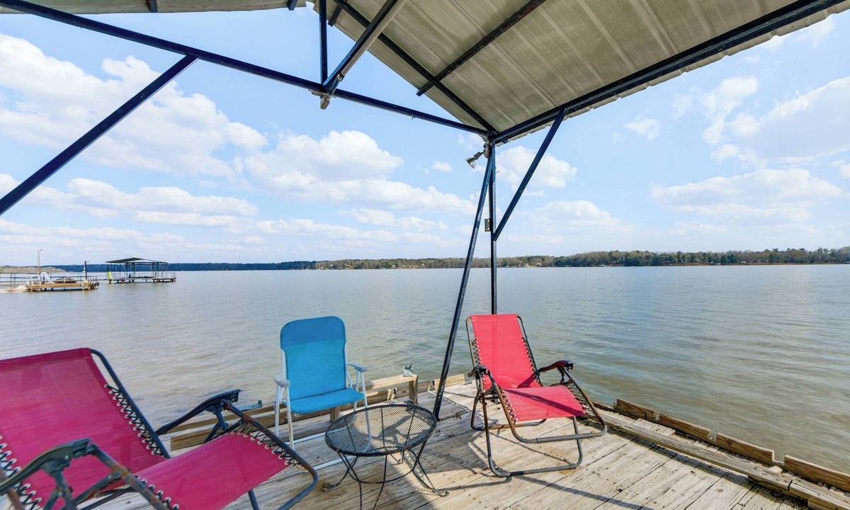 Fort Gaines House | Lakefront w/ Dock, Detached Studio, Fire Pit!