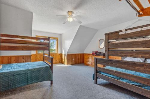 Park Rapids House | Lakeside Condo #15 4BR 3BA Timberlane Resort