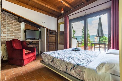 Castel Gandolfo Villa | Lakeside Haven