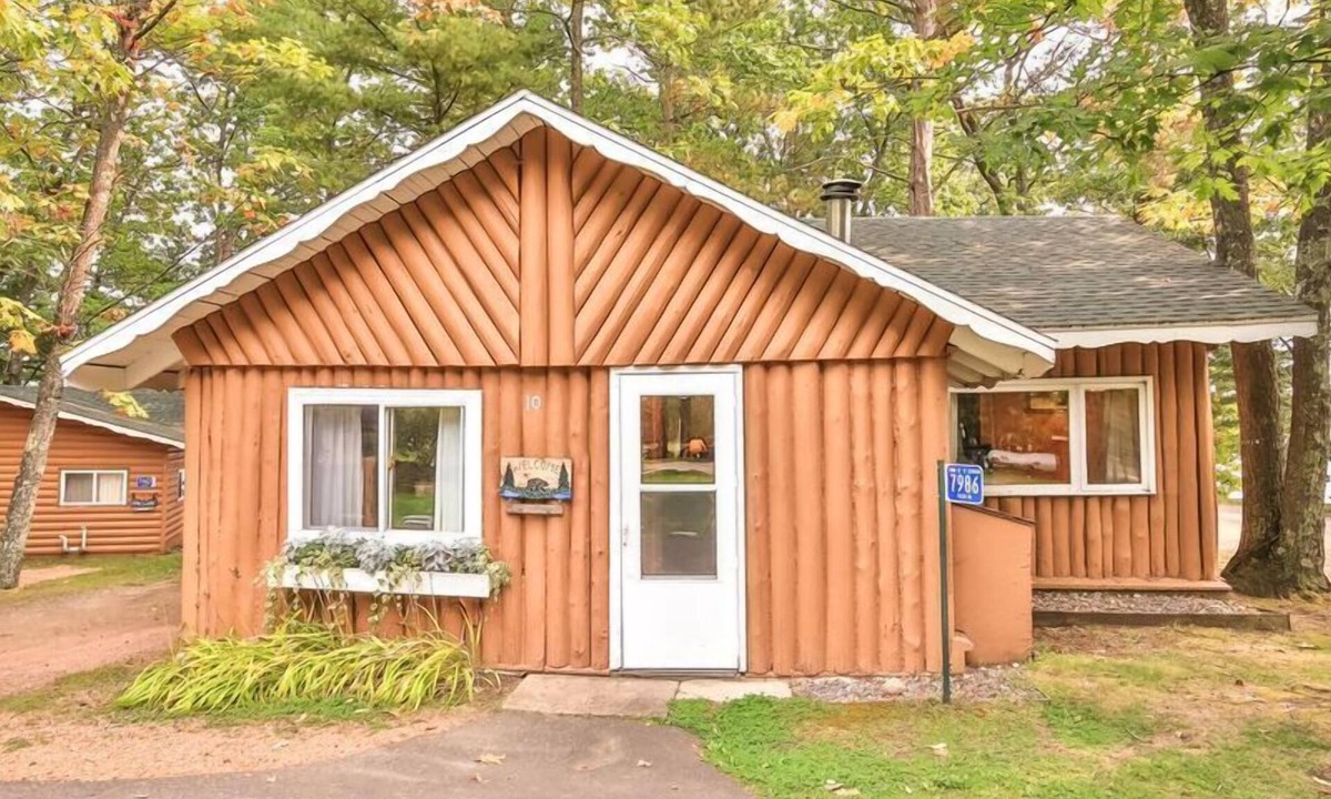St Germain Cabin | Lakeside resort cabin right on Little Saint with dock, sandy beach, firepit!