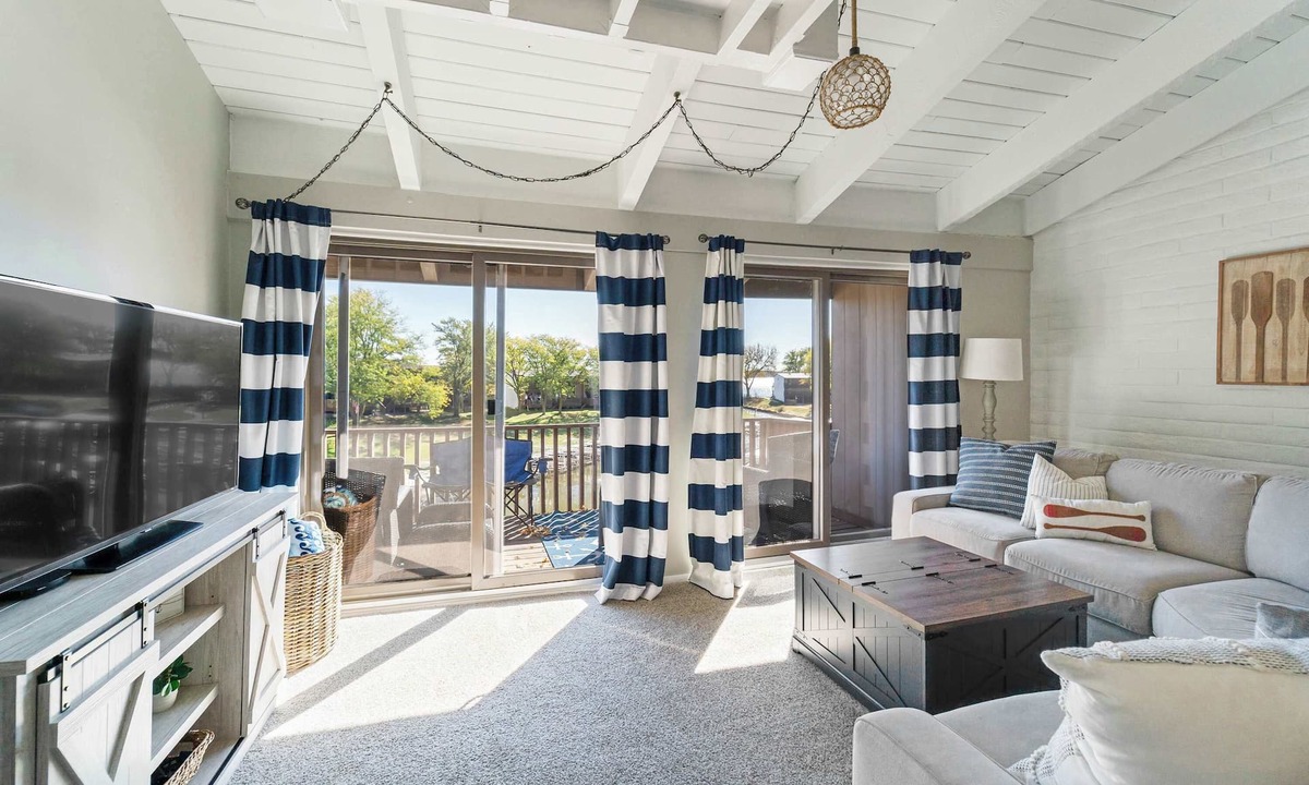 Clear Lake House | Lakeside Serenity - 2BR/1BA Clear Lake Escape