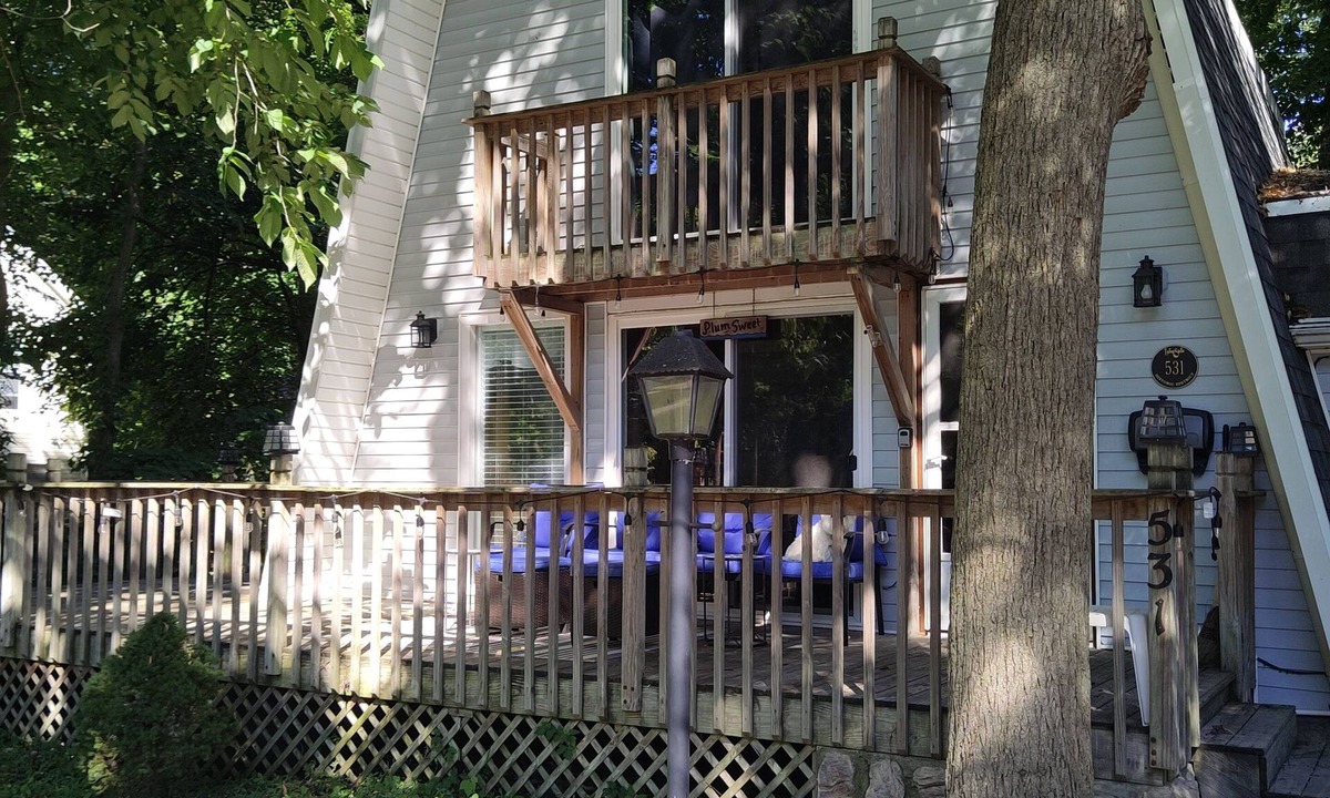 Lakeside Cottage | Lakeside Vacation Rental Inside Gates of Lakeside Ohio